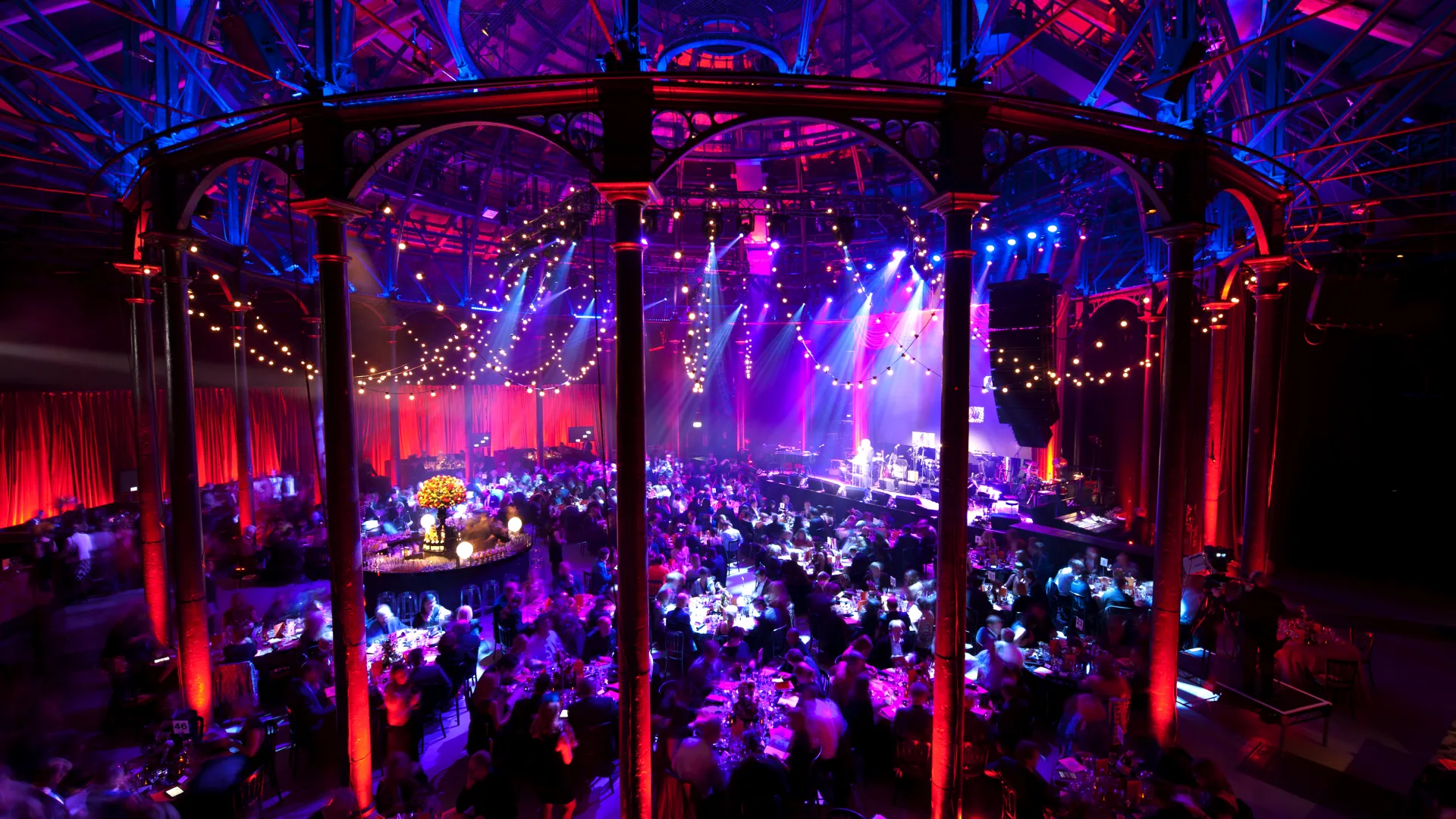 roundhouse circle balcony