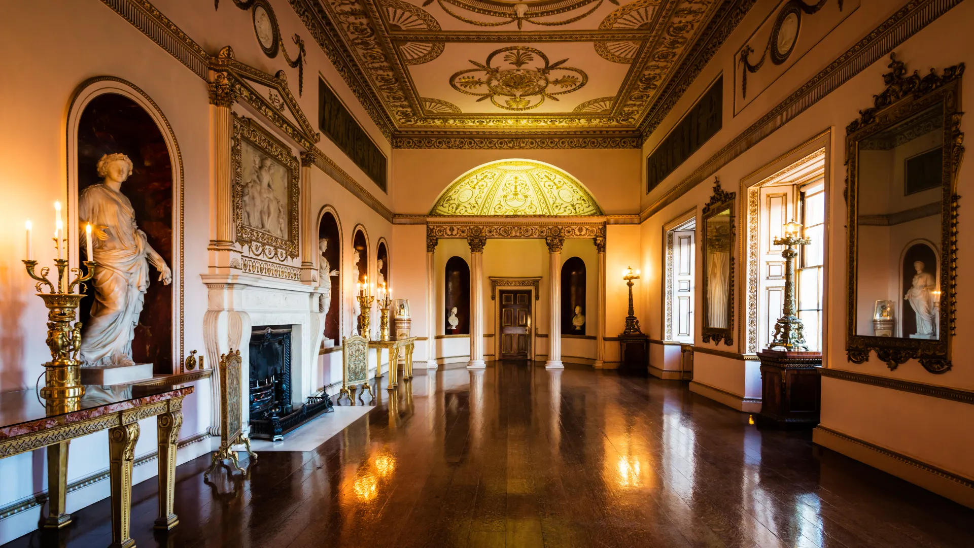 state dining room syon park