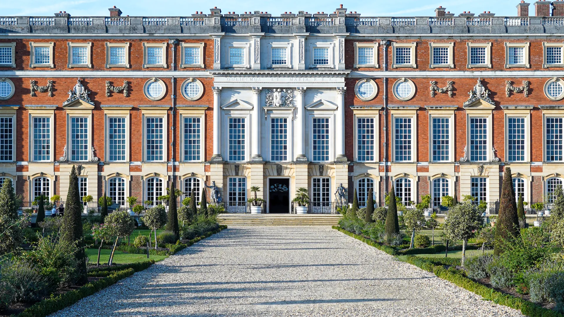 hampton court palace orangery