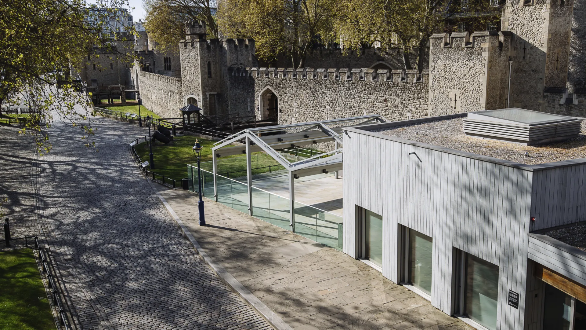 tower of london reveller